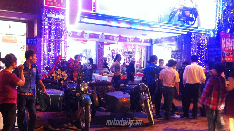 Thêm một “Điểm hẹn” cho dân chơi xế cổ Hà Thành autodaily-cafe-xeco-(25).jpg