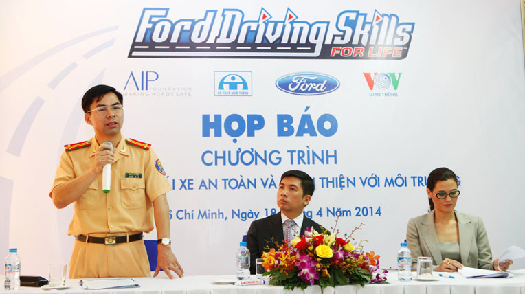 Lái xe an toàn, thân thiện, tiết kiệm với Ford Việt Nam autodaily-fordVN-LXAT-(8).jpg