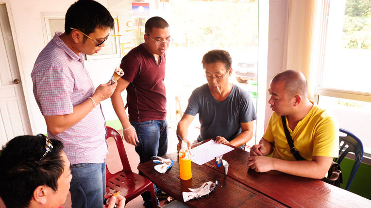 Ngày 4 hành trình Bắc Lào: Rong chơi ở Vang Viêng autodaily-lao-trip-day-4 (9).jpg