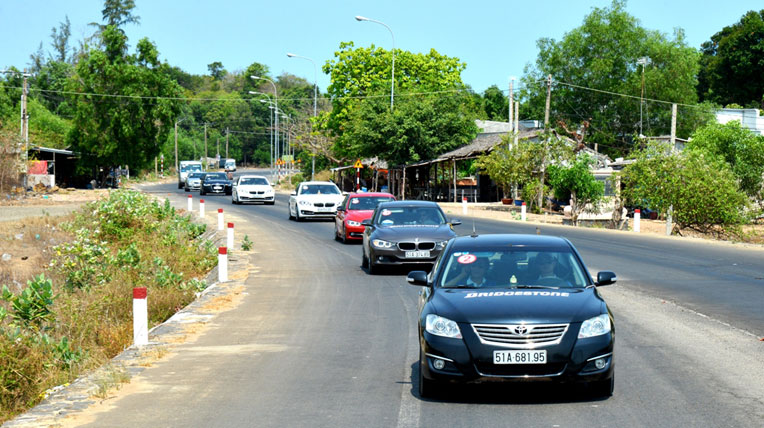 Xe sang dùng loại lốp nào? autodaily-lopmoi-bridgestone (9).jpg