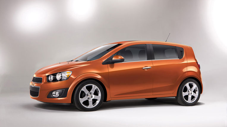 Đừng nghĩ, cứ xe nhỏ là tiết kiệm xăng autodaily-xenho-tietkiem-(1).jpg