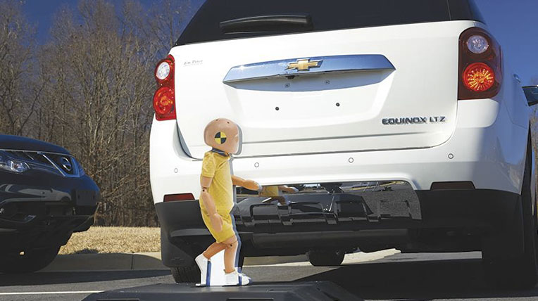 2018: Xe mới bán tại Mỹ phải có camera lùi camera-quan-sat-sau.jpg