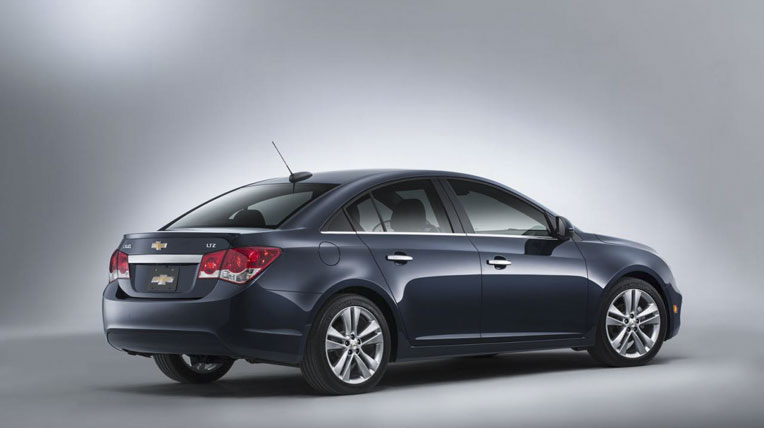 Chevrolet Cruze 2015 chính thức lộ diện chevrolet-cruze-2015 (2).jpg