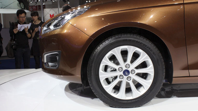 Ford Escort sẵn sàng tấn công thị trường ford-escort (3).jpg