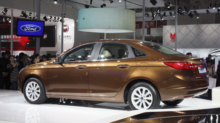 Ford Escort sẵn sàng tấn công thị trường ford-escort (5).jpg