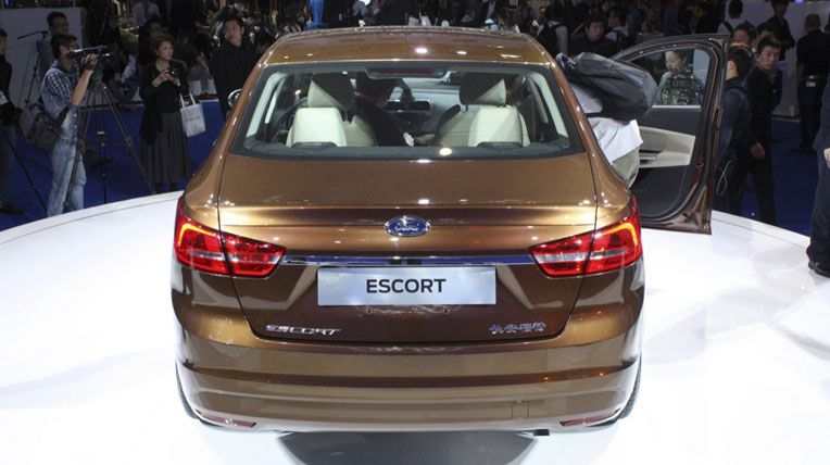 Ford Escort sẵn sàng tấn công thị trường ford-escort (6).jpg