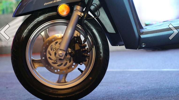 Cận cảnh Honda Activa 125 – Xe tay ga đang tạo “cơn sốt” honda-activa-125 (7).jpg