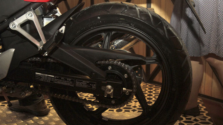 Honda CBR250R đèn pha đôi chính thức trình làng honda-cbr250r (4).jpg