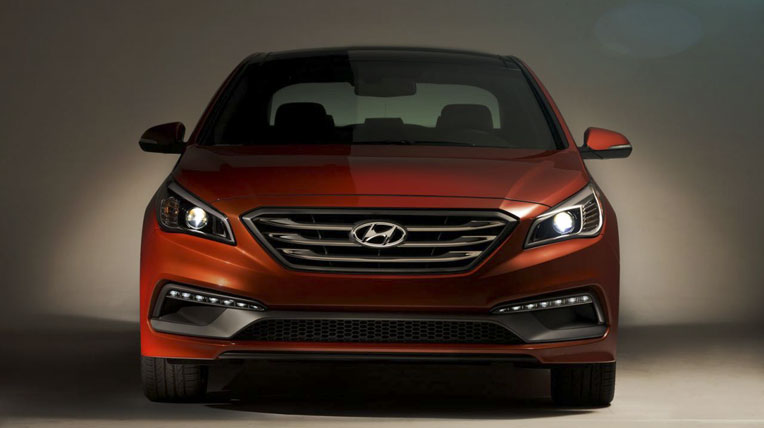 Camry vs Sonata – cuộc chiến của những tham vọng hyundai-sonata-2015.jpg