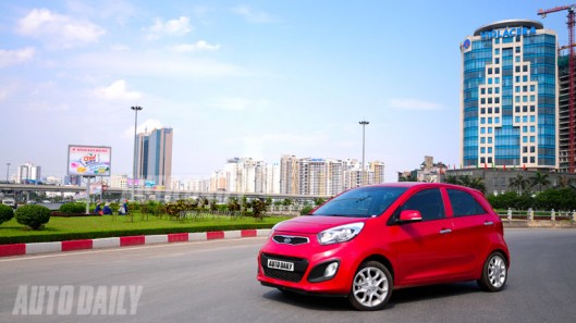 10 mẫu ô tô bán chạy nhất tháng 4 ở Việt Nam kia-picanto-2.jpg