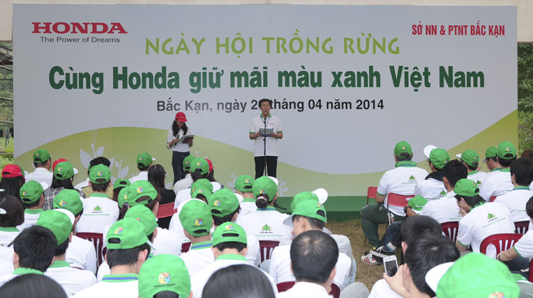 HVN tổ chức “Ngày hội trồng rừng” năm thứ 2 ngay-hoi-trong-rung (1).jpg