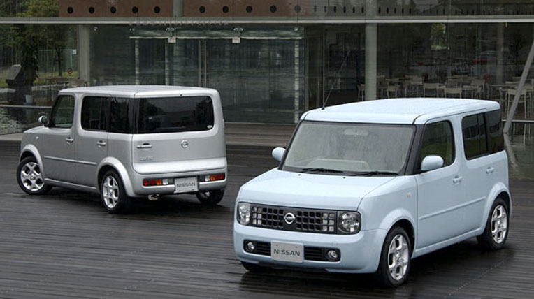 Giám đốc thiết kế Nissan: “Thiết kế là vấn đề tương lai” nissan-cube.jpg