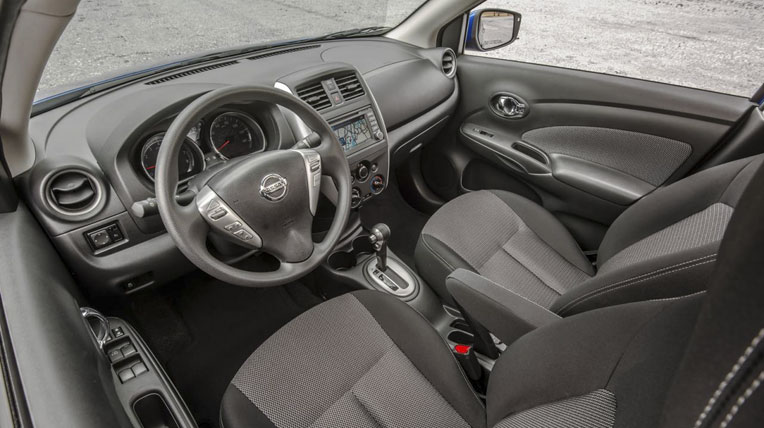 Nissan Versa sedan 2015 lộ diện, giá từ 11.990 USD nissan-versa-sedan-2015 (3).jpg