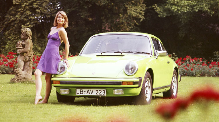 Giám đốc thiết kế Nissan: “Thiết kế là vấn đề tương lai” porsche-911.jpg