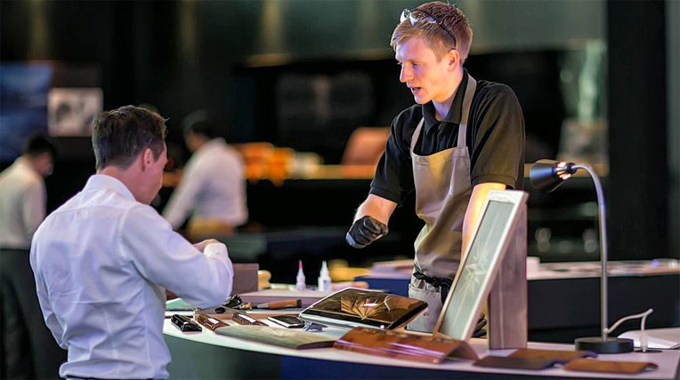 Rolls-Royce khởi động triển lãm “The Icon Tour” tại châu Á the-icon-tour-1.jpg