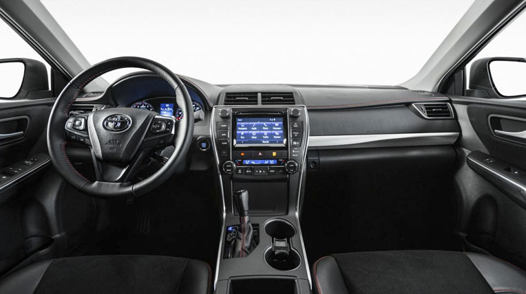 Toyota Camry 2015: Thay đổi có tiếp tục dẫn đầu? toyota-camry-2015 (5).jpg