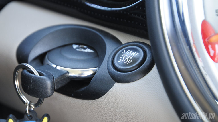 Dạo phố cùng MINI Cooper Baker Street Autodaily_Bakerstreet (48).jpg