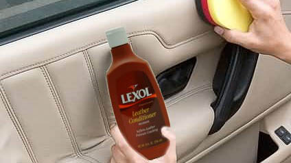 Cách bảo vệ ô tô dưới trời nắng nóng Cach-bao-ve-o-to-duoi-troi-nang-nong- (3).jpg