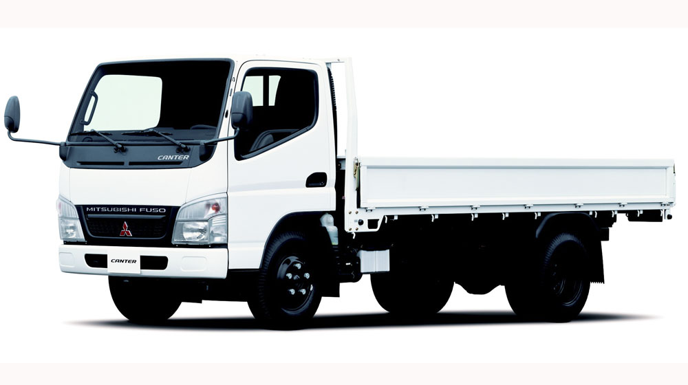Mercedes-Benz tiếp quản kinh doanh xe tải Canter Canter.jpg