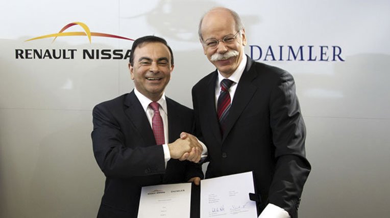 Mercedes và Infiniti hợp tác sản xuất xe cỡ nhỏ Daimler-Renault-Nissan-0.jpg