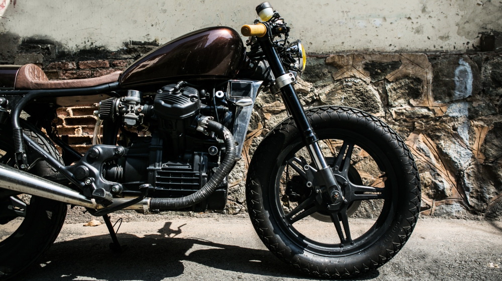 Honda GL400 Café Racer giá 7000 USD tại Sài Gòn GL400-cafe racer (12).jpg