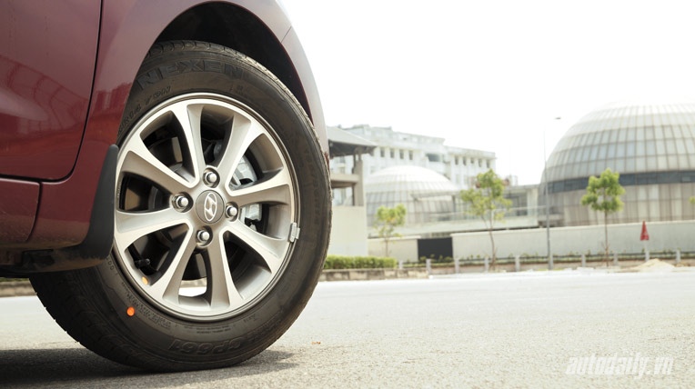 Hyundai Grand i10 – Xe nhỏ, thành công lớn Hyundai-grand-i10 (64).jpg