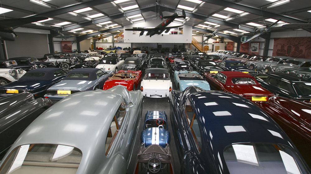 Bộ sưu tập 543 xe cổ có chủ sở hữu mới JLR-James-Hull-collection-2.jpg