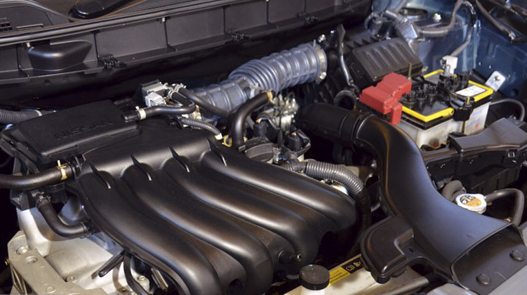 Nissan Grand Livina mới ra mắt, giá rẻ “giật mình” Livina_HWS_Autech_010.jpg