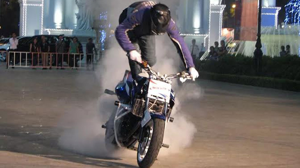 Toàn cảnh BMW World XPO 2014 Mattie-Griffin-(2).jpg