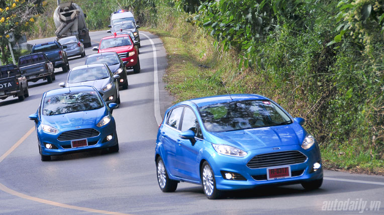 Autodaily nóng trong tuần (30/06 – 06/07) New_Ford_Fiesta_ngoaithatl-Media_Drive_2013_082-5.jpg