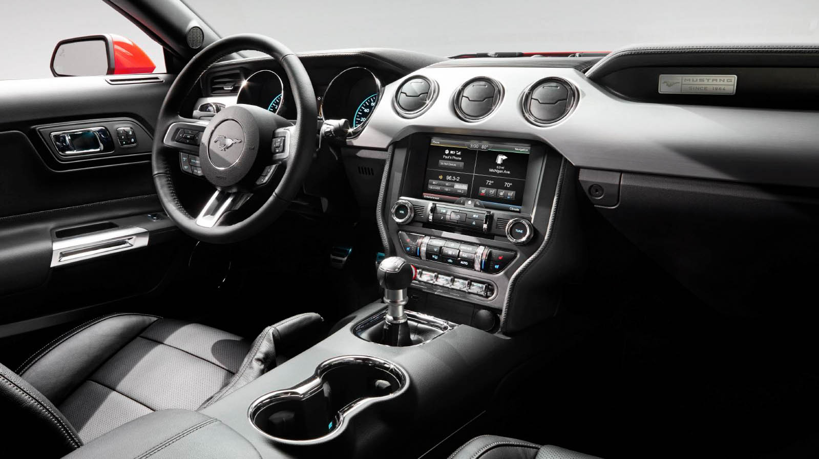 Khám phá thiết kế Ford Mustang 2015 Phat-trien-thiet-ke-ford-mustang-2015-06.jpg