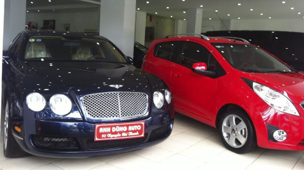 Thị trường ô tô cũ: Trầm lắng xe rẻ, đắt hàng xe sang Thi-truong-oto4.jpg