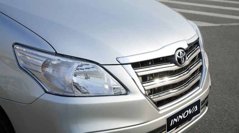 “Kỷ lục gia” Toyota Innova Toyota-Innova-2014-(6)-1.jpg