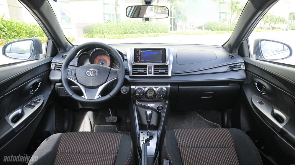 Toyota Yaris  2014 thế hệ đột phá: Chuẩn mực dòng hatchback hạng nhỏ Toyota-Yaris-2014 (43).jpg
