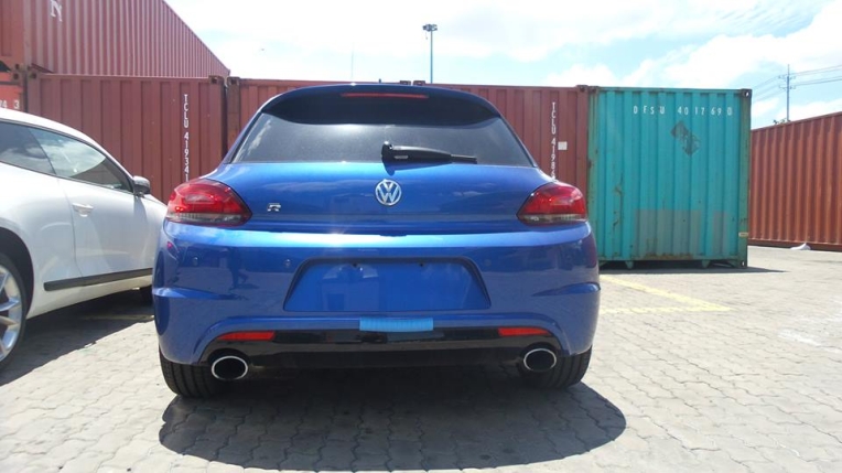 Volkswagen Scirocco R đầu tiên cập cảng Việt Nam VW Sicrocco R-line (11).jpg