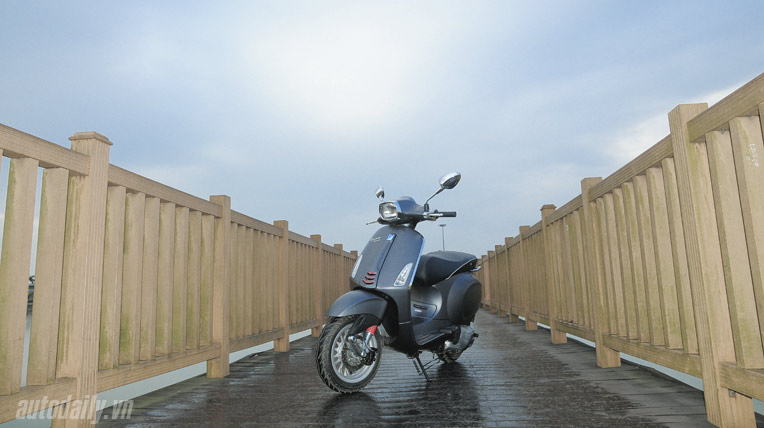 “Chạy nước rút” cùng Vespa Sprint Vespa Sprint 2014 (18).jpg