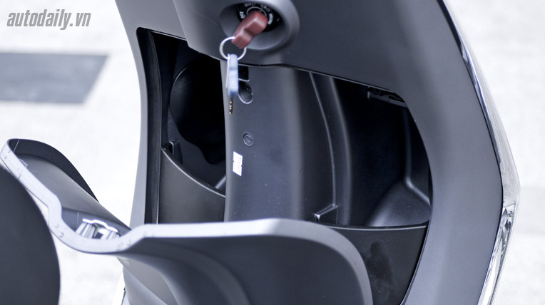 “Chạy nước rút” cùng Vespa Sprint Vespa Sprint 2014 (45).jpg