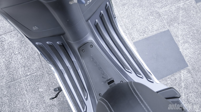 “Chạy nước rút” cùng Vespa Sprint Vespa Sprint 2014 (50).jpg