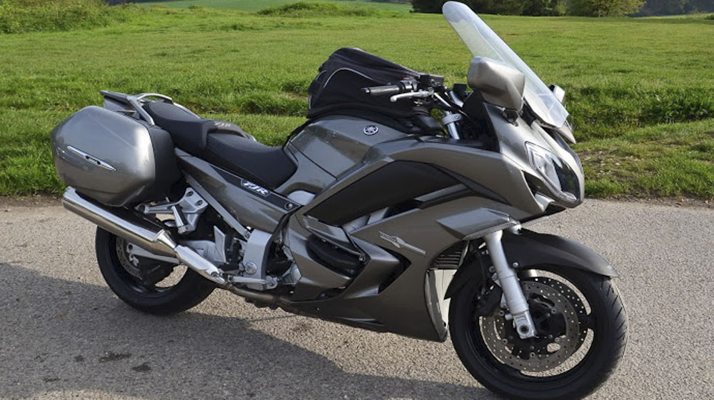 Yamaha giới thiệu FJR1300A GT phiên bản giới hạn Yamaha-FJR1300A-GT-1.jpg