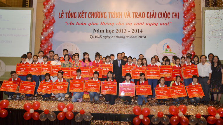 Honda tổ chức Hội thi  “An toàn giao thông cho nụ cười ngày mai” an-toan-giao-thong-hoi-thi (3).jpg