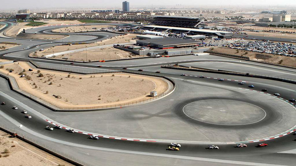 Mua xe Audi, cơ hội lái siêu xe R8 tại Dubai audi-r8 (2).jpg