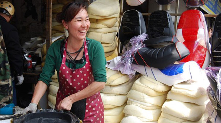 Lạc vào chợ xe máy “nhái” ở Trung Quốc autodaily-choxemay-trungquoc-(3).jpg