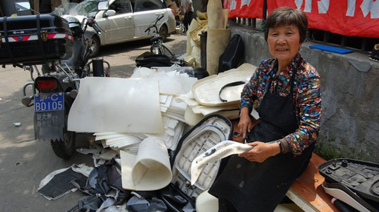 Lạc vào chợ xe máy “nhái” ở Trung Quốc autodaily-choxemay-trungquoc-(4).jpg