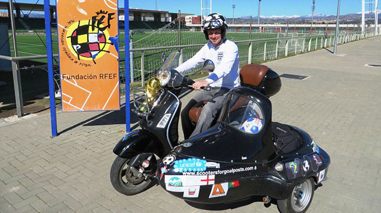 Đi Vespa từ Anh tới Brazil xem World Cup autodaily-hanhtrinh-Vespa-(4).jpg