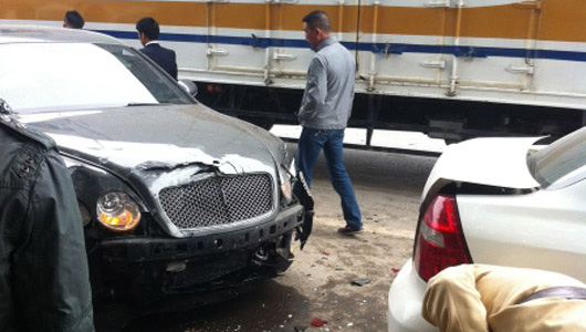 Những mẫu xế “khủng” từng gặp tai nạn tại Việt Nam bentley-gap-nan.jpg