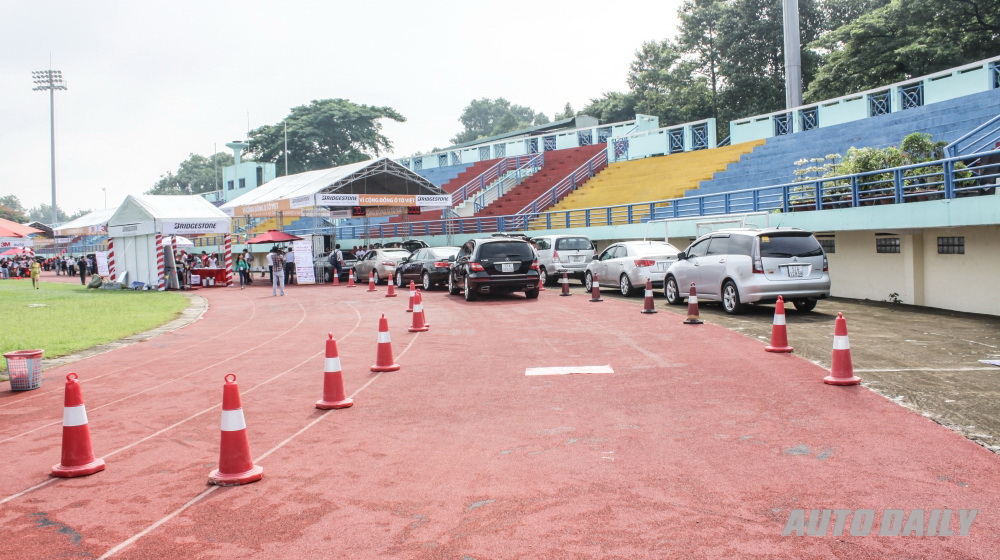 Đậm chất nhân văn cùng Ngày hội chăm sóc xe tại TP.HCM Car car day (16).jpg