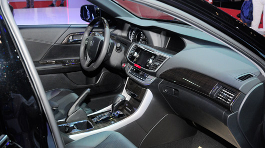 Honda Accord thế hệ mới sắp về Việt Nam honda-accord-2014 (1).jpg