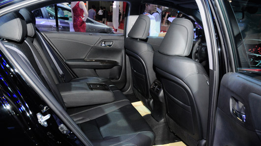 Honda Accord thế hệ mới sắp về Việt Nam honda-accord-2014 (2).jpg