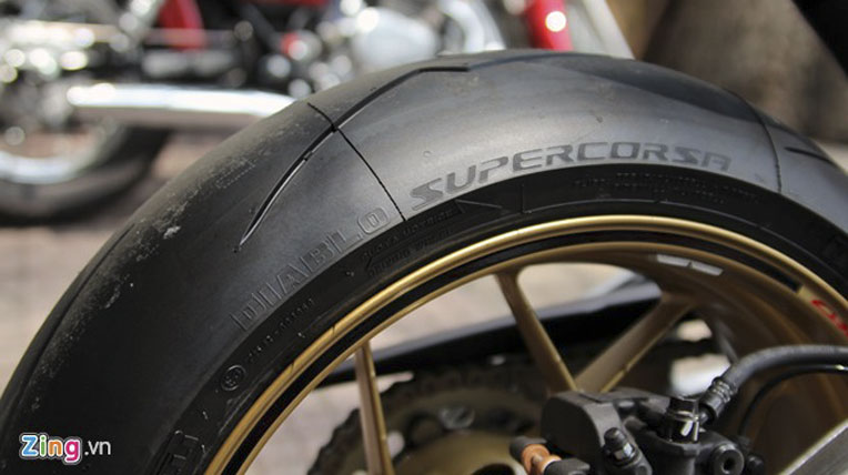 Siêu mô tô Honda CBR1000RR SP đầu tiên tại Việt Nam honda-cbr1000rr (15).jpg