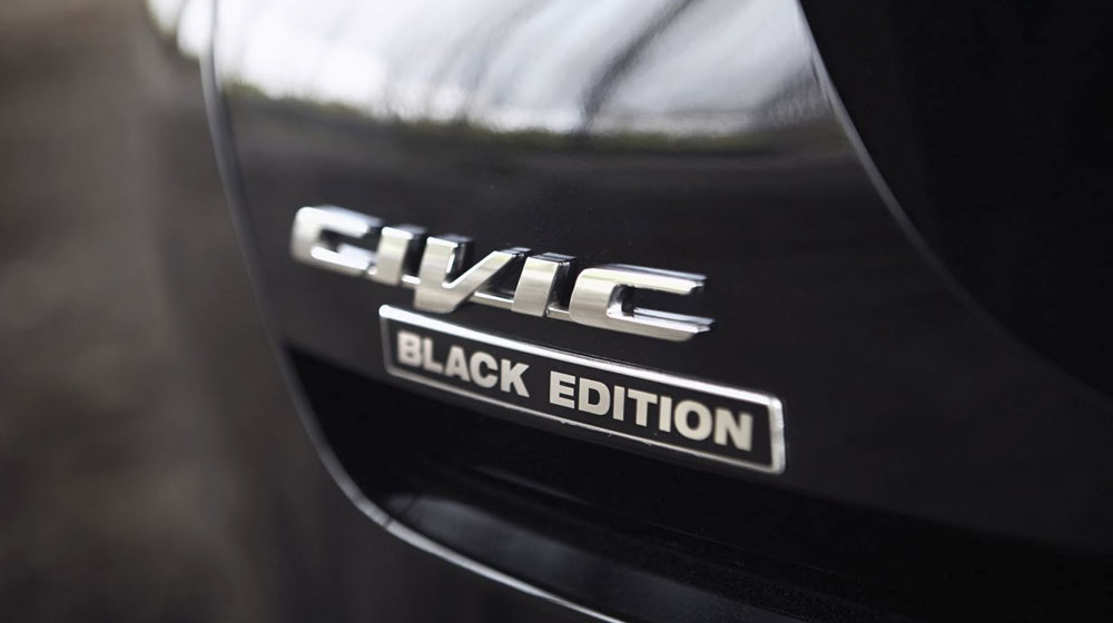 Honda trình làng Civic phiên bản đặc biệt honda-civic-black-edition (3).jpg